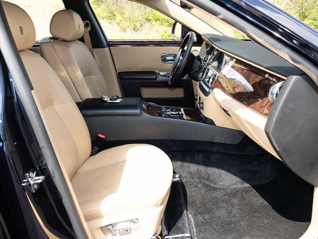 Used 2013 Rolls-Royce Ghost image 72