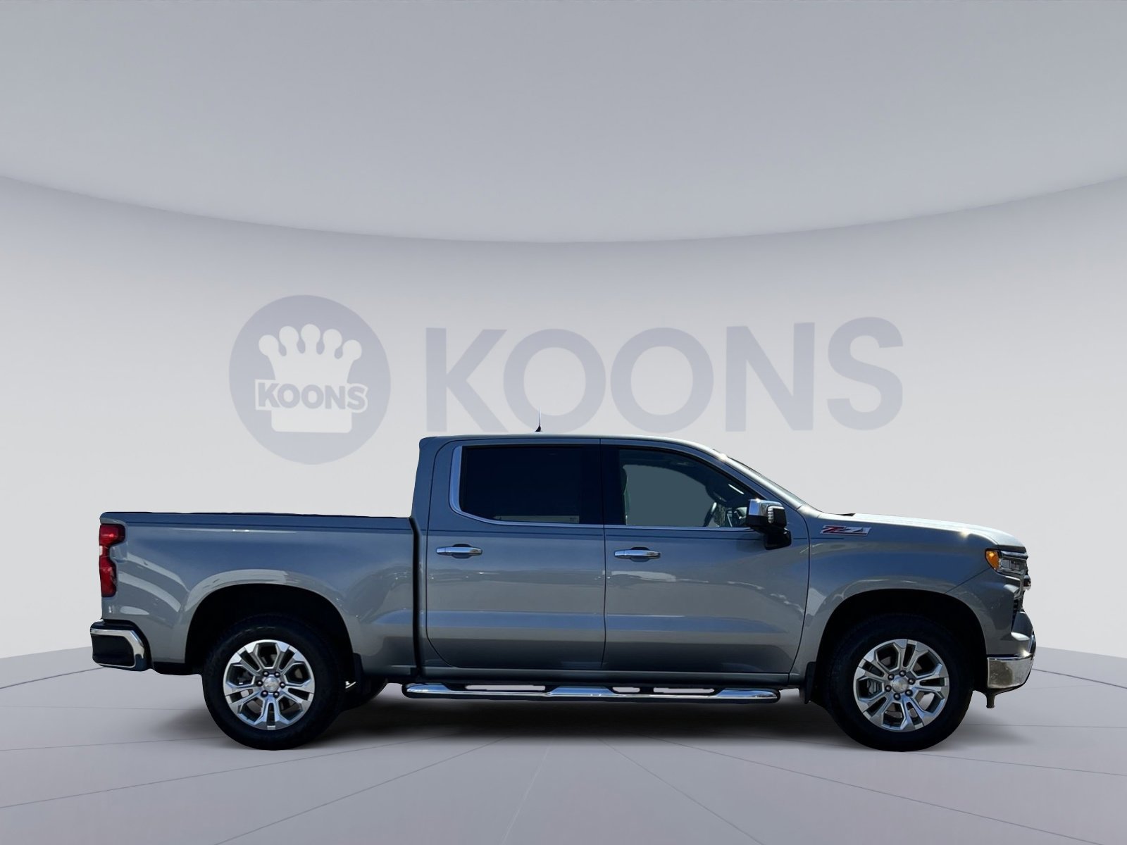 Used 2024 Chevrolet Silverado 1500 LTZ w/ LTZ Premium Package AWD/4WD image 7
