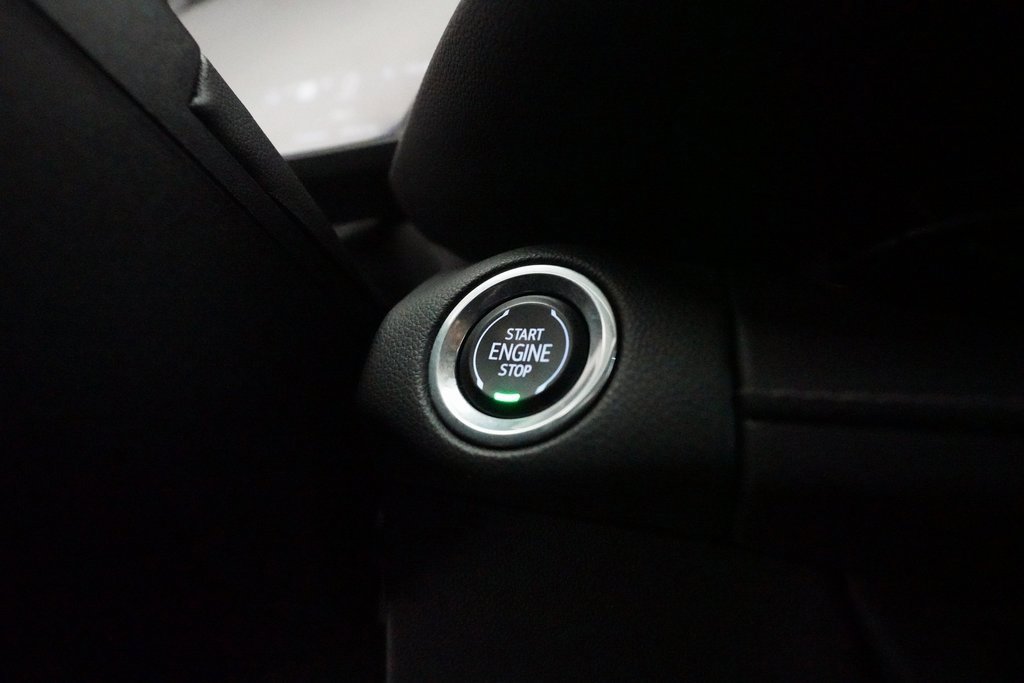 Used 2023 Buick Envision Avenir image 35