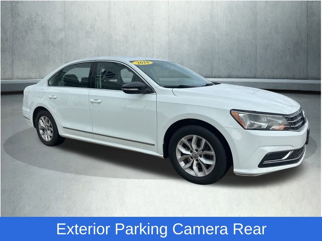 Used 2016 Volkswagen Passat 1.8T S image 7