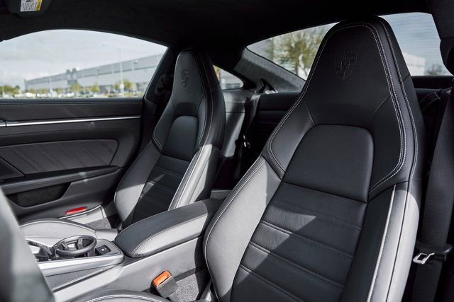 Used 2024 Porsche 911 Turbo image 40