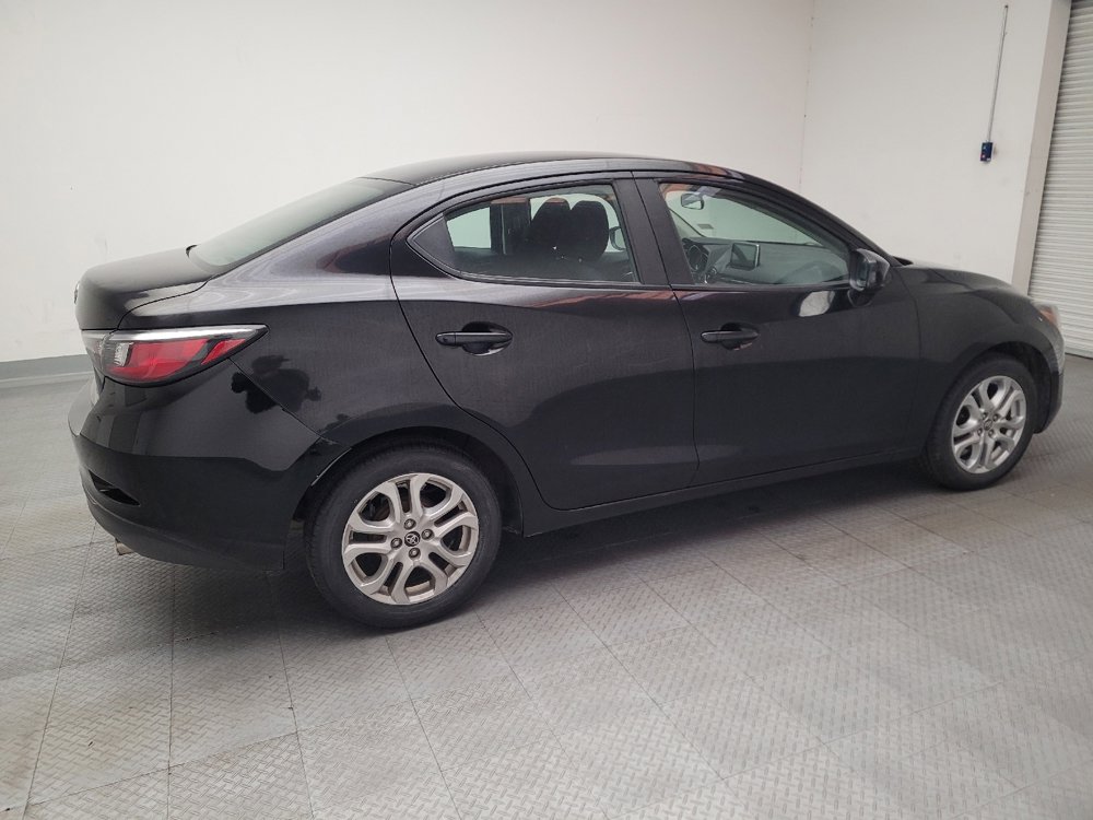 Used 2017 Toyota Yaris iA FWD image 10