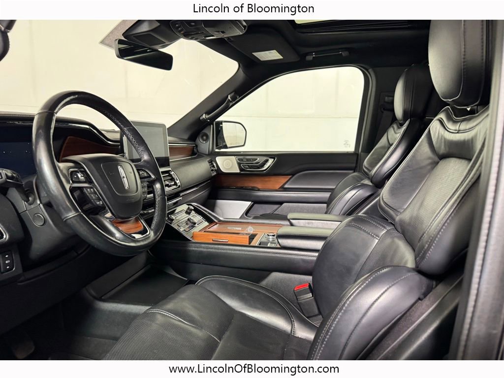 Used 2019 Lincoln Navigator L Reserve image 31