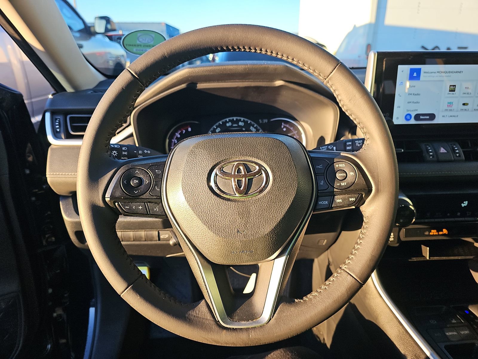 Used 2024 Toyota RAV4 XLE Premium image 8