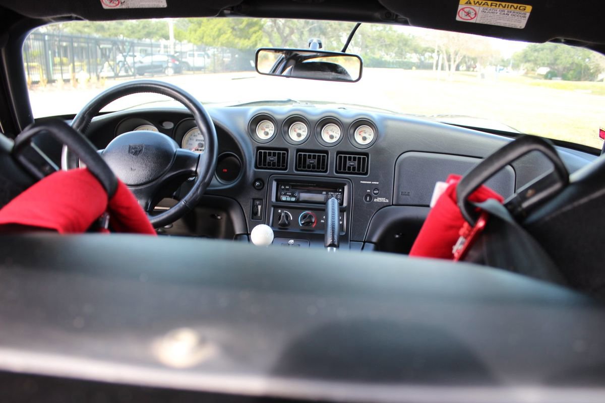 Used 2000 Dodge Viper RT/10 image 46