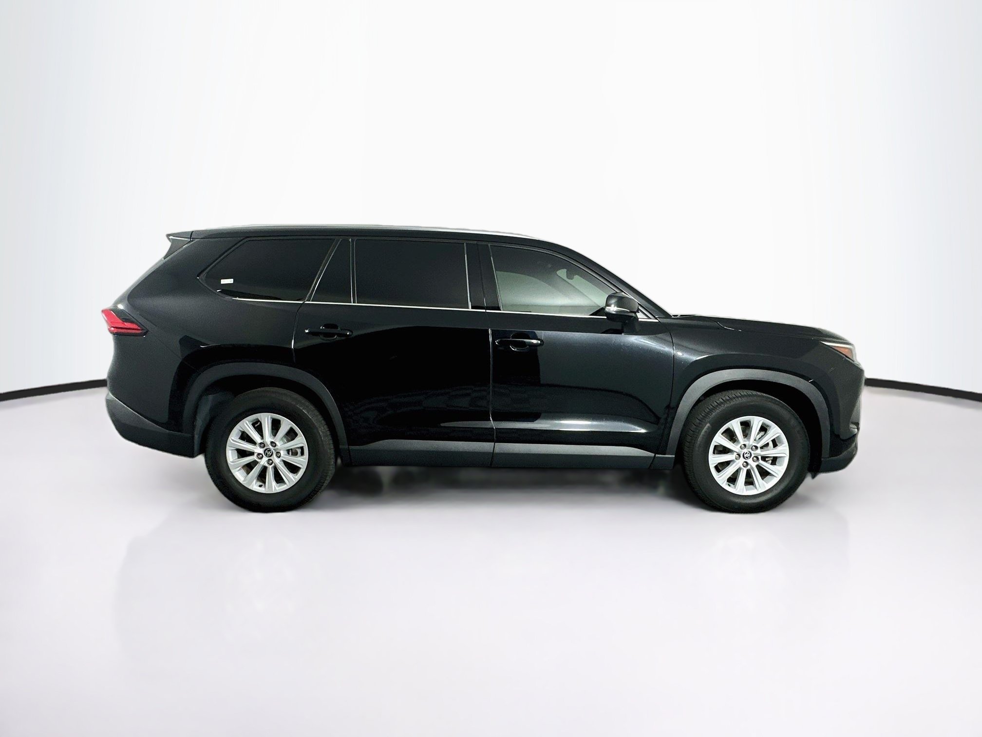 Used 2024 Toyota Grand Highlander AWD image 10