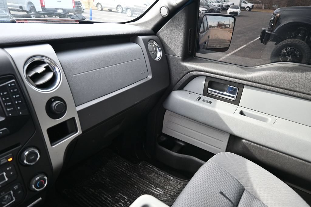 Used 2013 Ford F150 XLT w/ XLT Chrome Pkg AWD/4WD image 16
