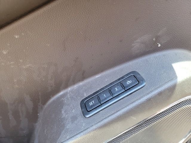 Used 2015 Chevrolet Suburban LTZ image 14