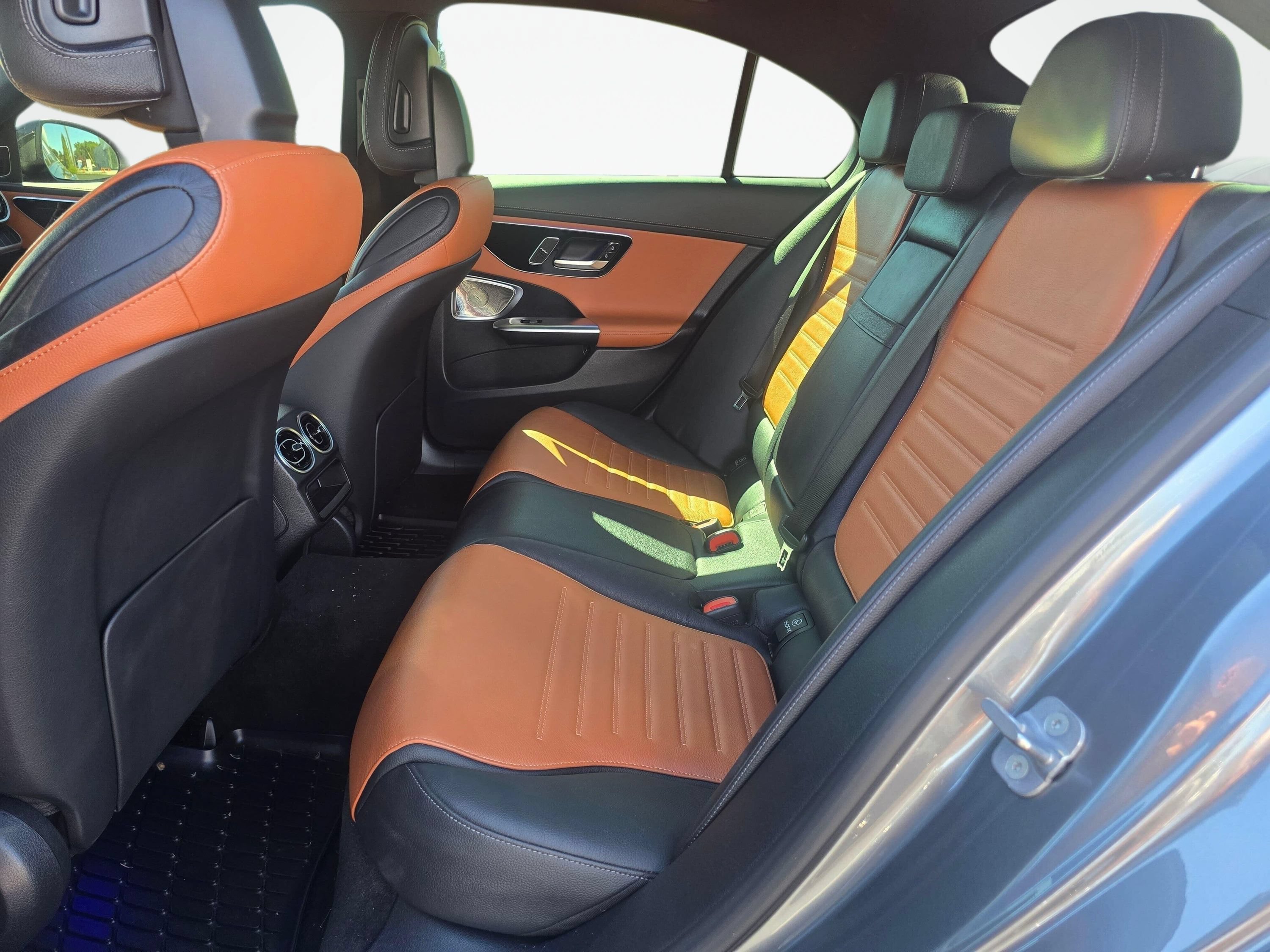Used 2024 Mercedes-Benz C 300 4MATIC Sedan image 17