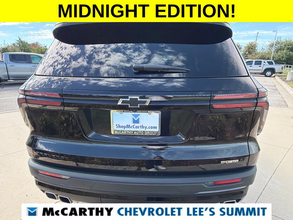 Used 2024 Chevrolet Traverse LT FWD image 11
