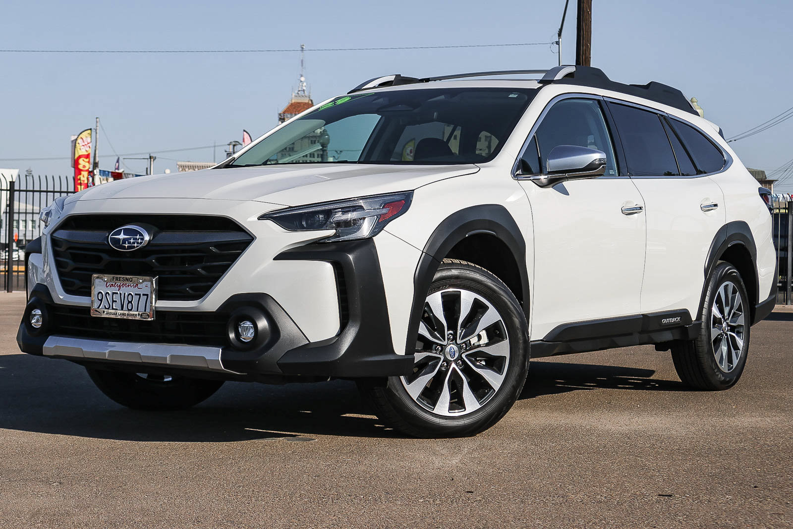 Used 2025 Subaru Outback Touring XT AWD/4WD image 1