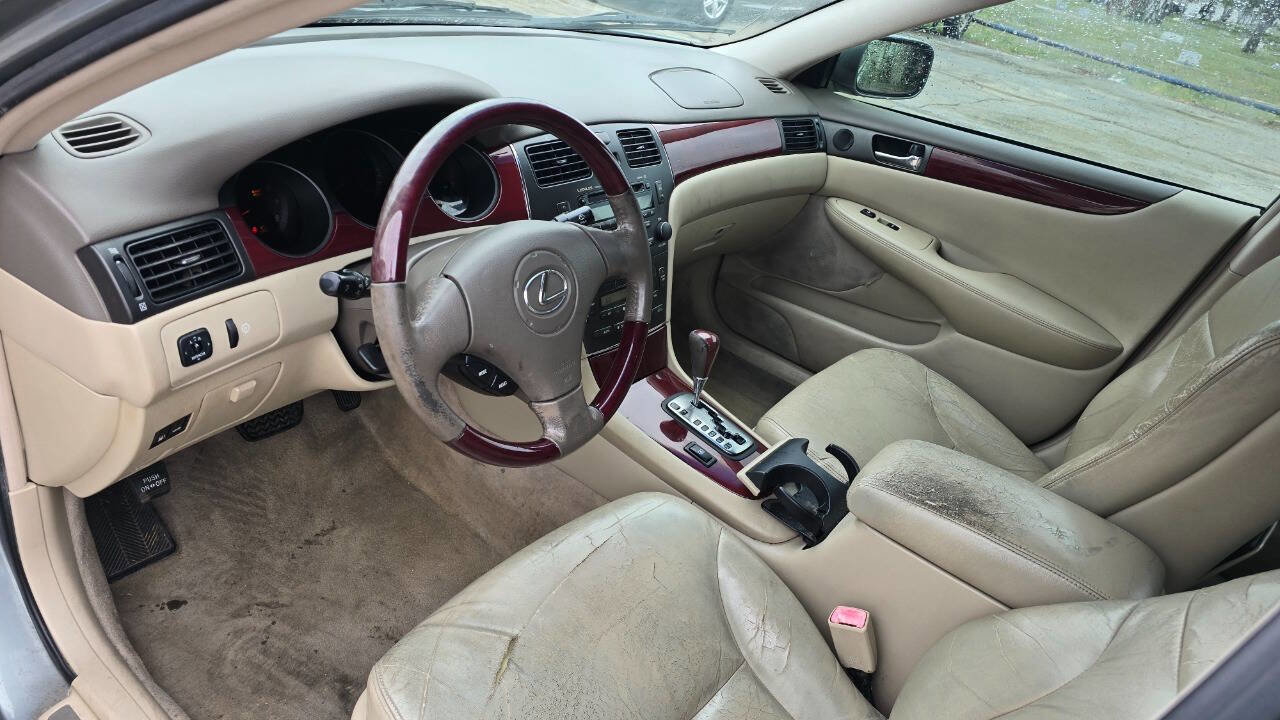 Used 2004 Lexus ES 330 image 7