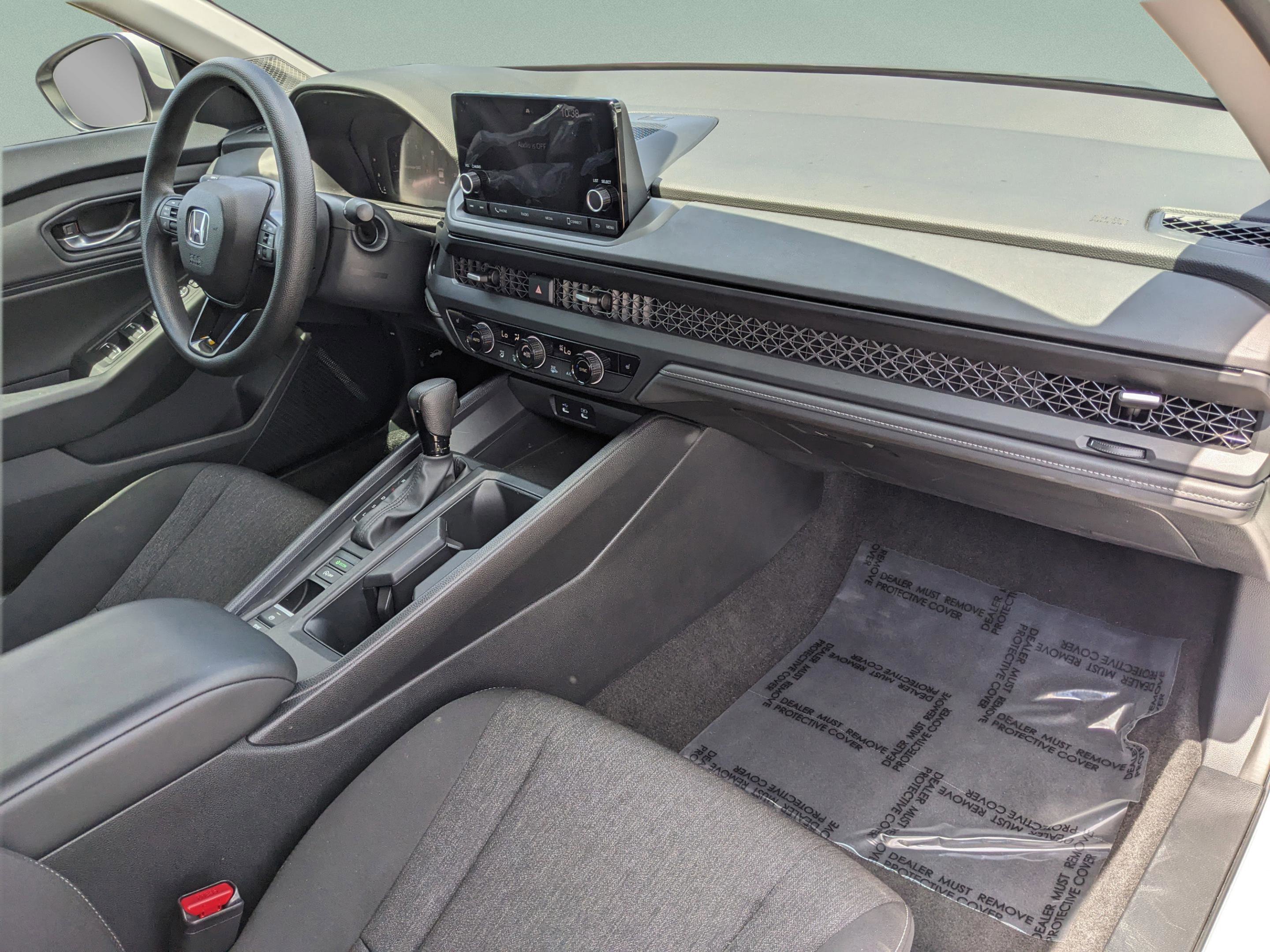 Used 2023 Honda Accord EX image 16