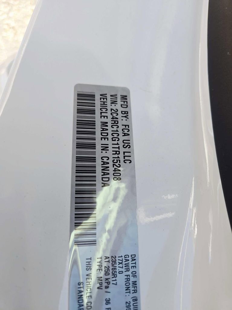 Used 2026 Chrysler Voyager LX image 38