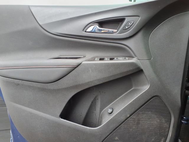 Used 2022 Chevrolet Equinox RS w/ RS Leather Package image 17