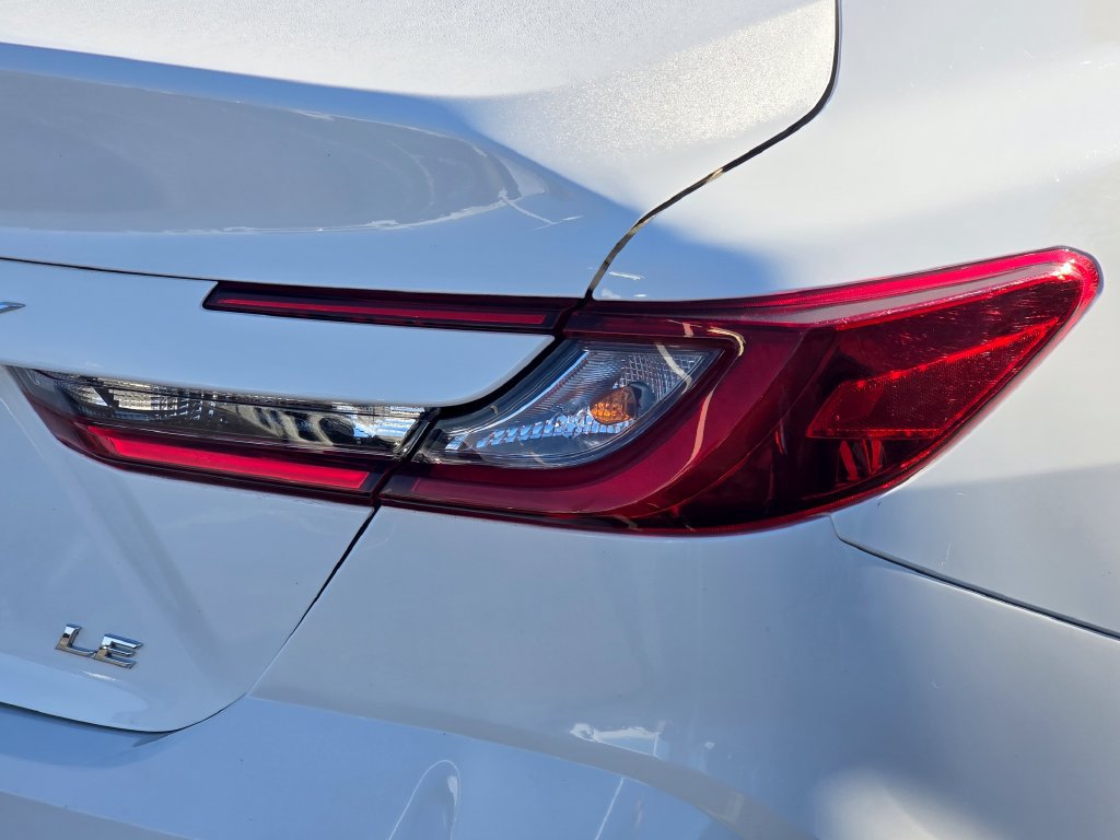 Used 2025 Toyota Camry LE FWD image 12