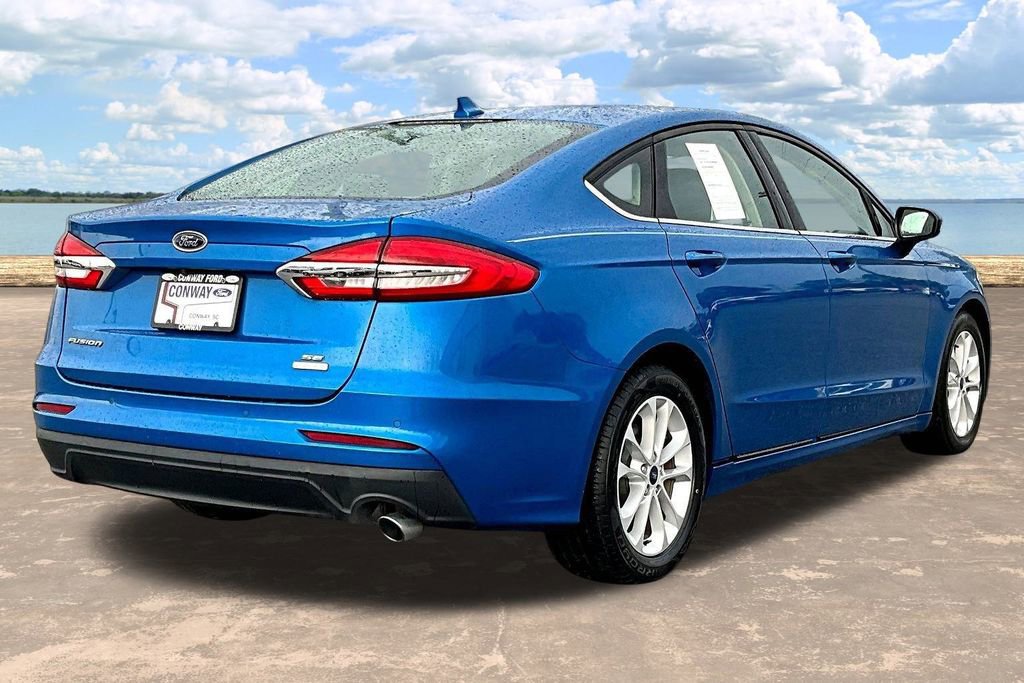 Used 2020 Ford Fusion SE image 8