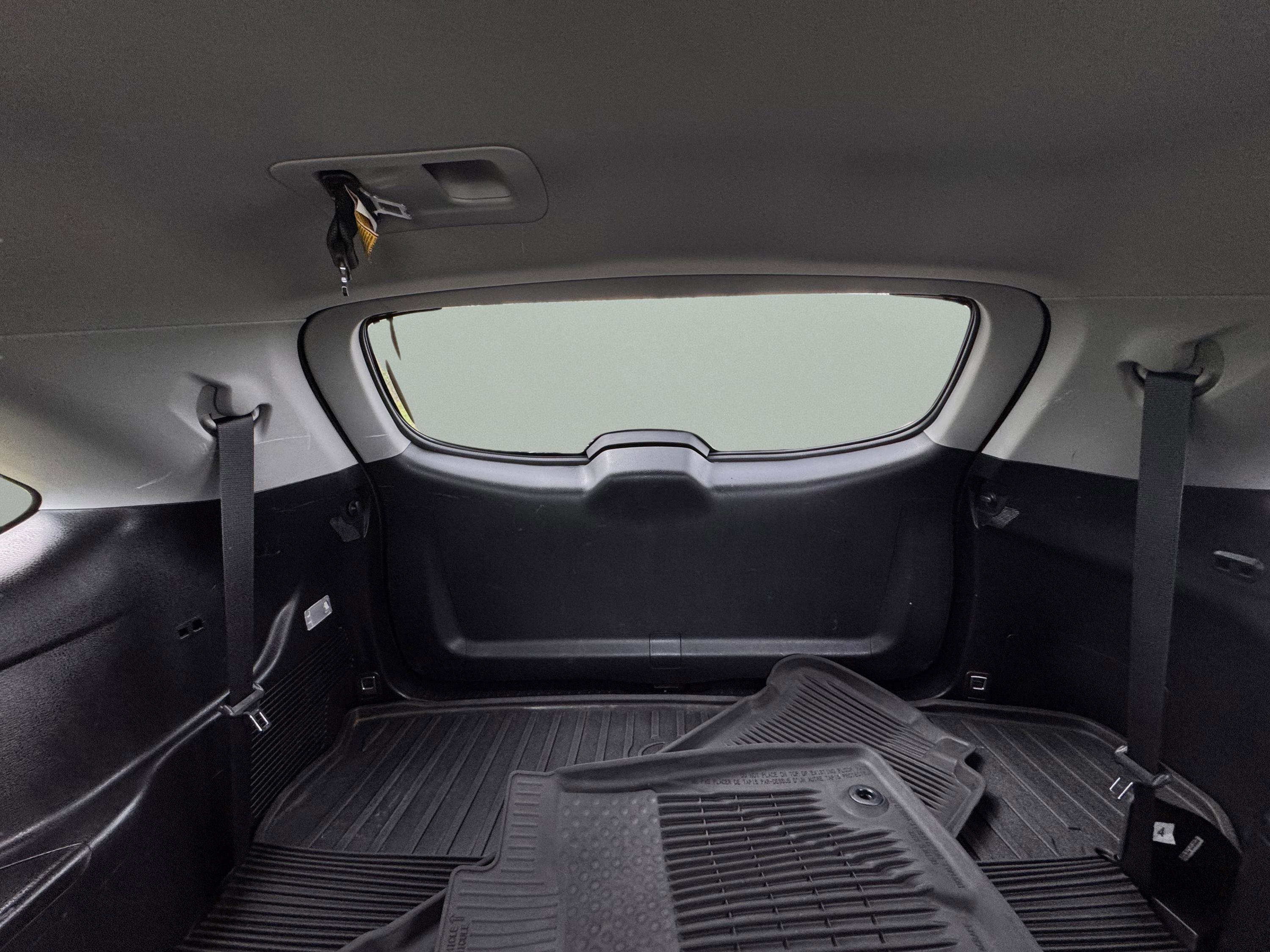 Used 2019 Toyota Highlander SE image 21