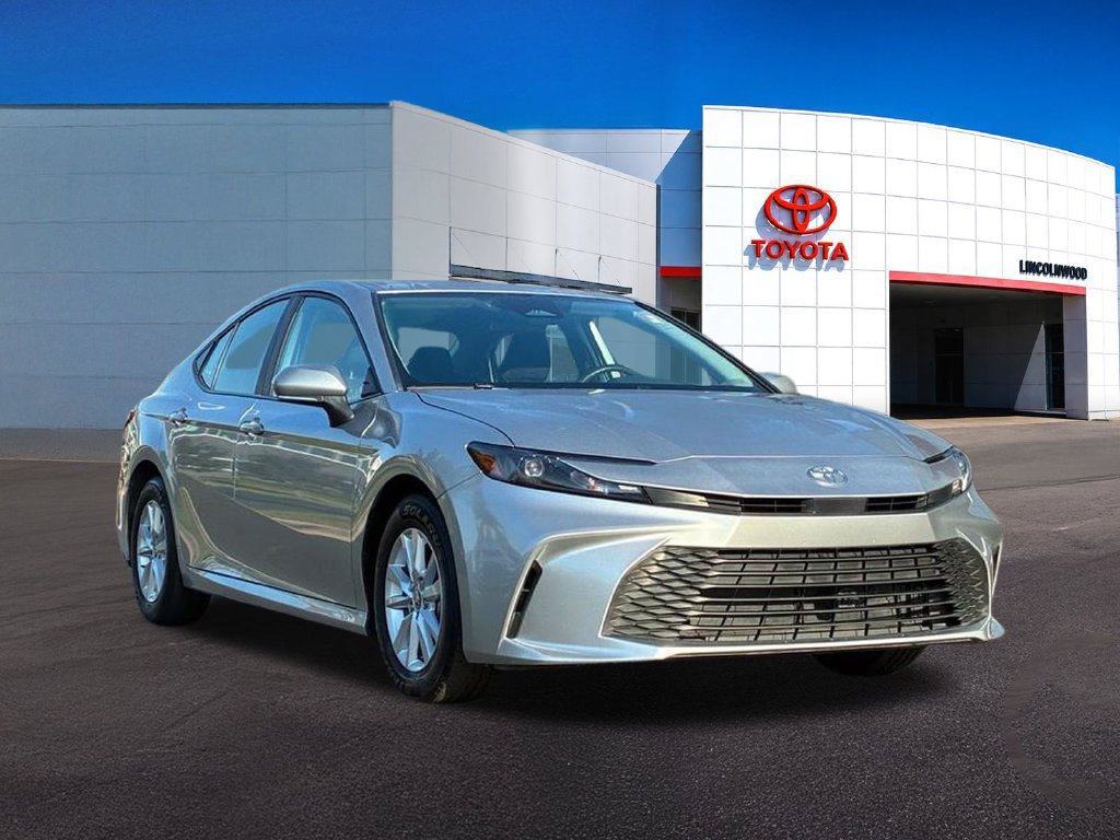 Used 2025 Toyota Camry LE FWD image 7