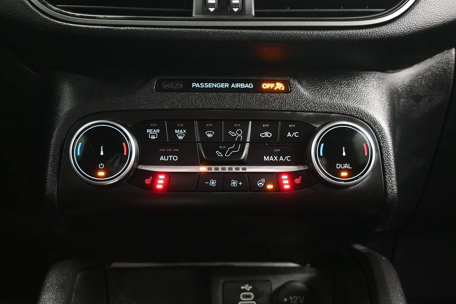 Used 2024 Ford Escape Active AWD/4WD image 23