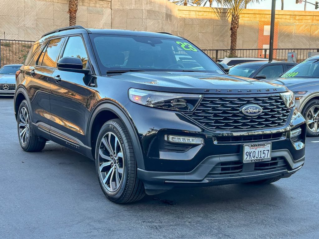Used 2023 Ford Explorer ST-Line w/ Class IV Trailer Tow Package RWD image 3