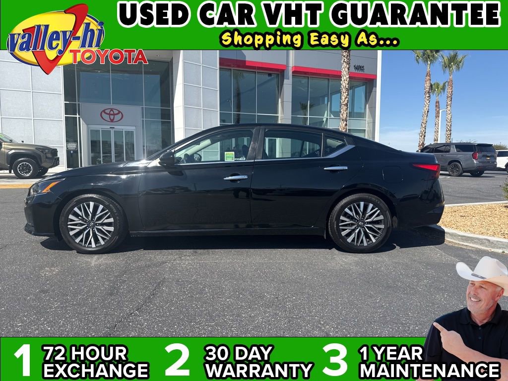 Used 2023 Nissan Altima 2.5 SV image 1
