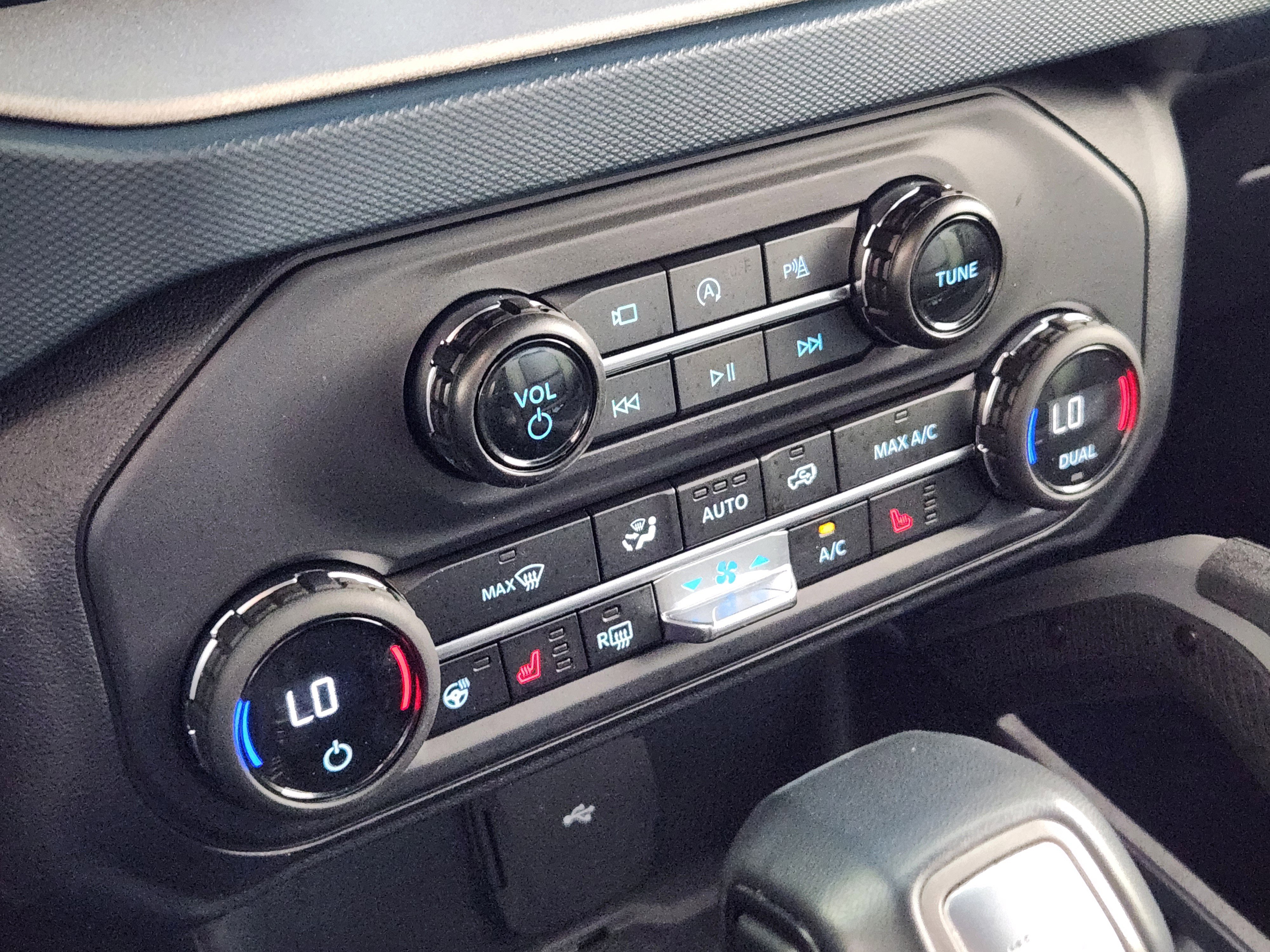 Certified 2024 Ford Bronco Outer Banks image 24