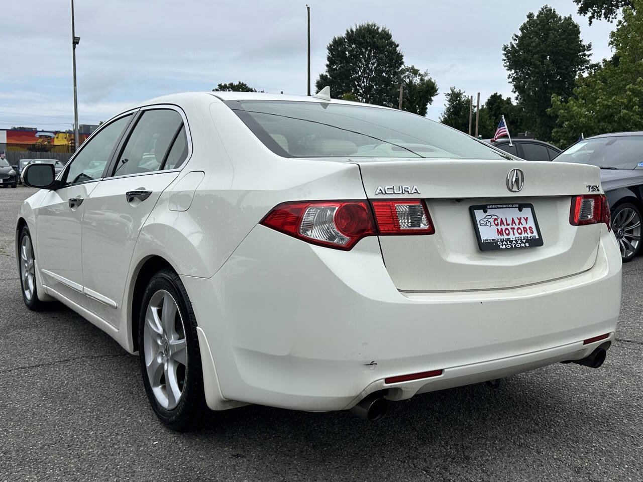 Used 2010 Acura TSX Sedan FWD image 5