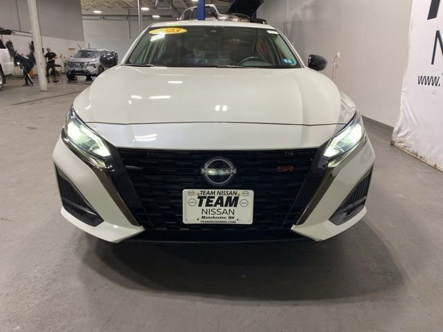 Certified 2023 Nissan Altima 2.5 SR w/ SR Premium Package image 2