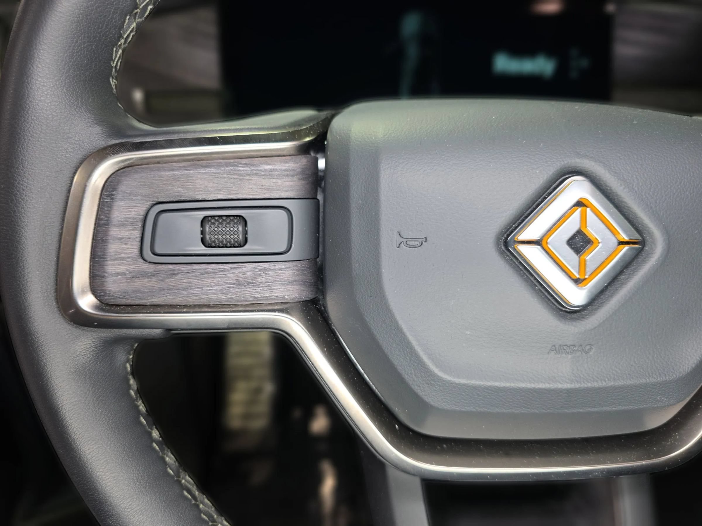 Used 2024 Rivian R1T Adventure AWD/4WD image 27