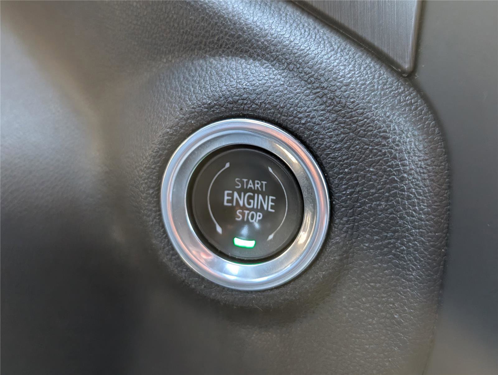 Used 2020 GMC Sierra 1500 AT4 image 26