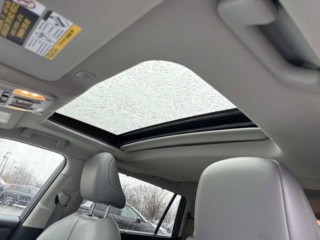 Used 2024 Toyota Highlander XLE image 16