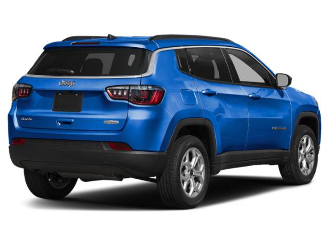 Certified 2025 Jeep Compass Sport AWD/4WD image 3
