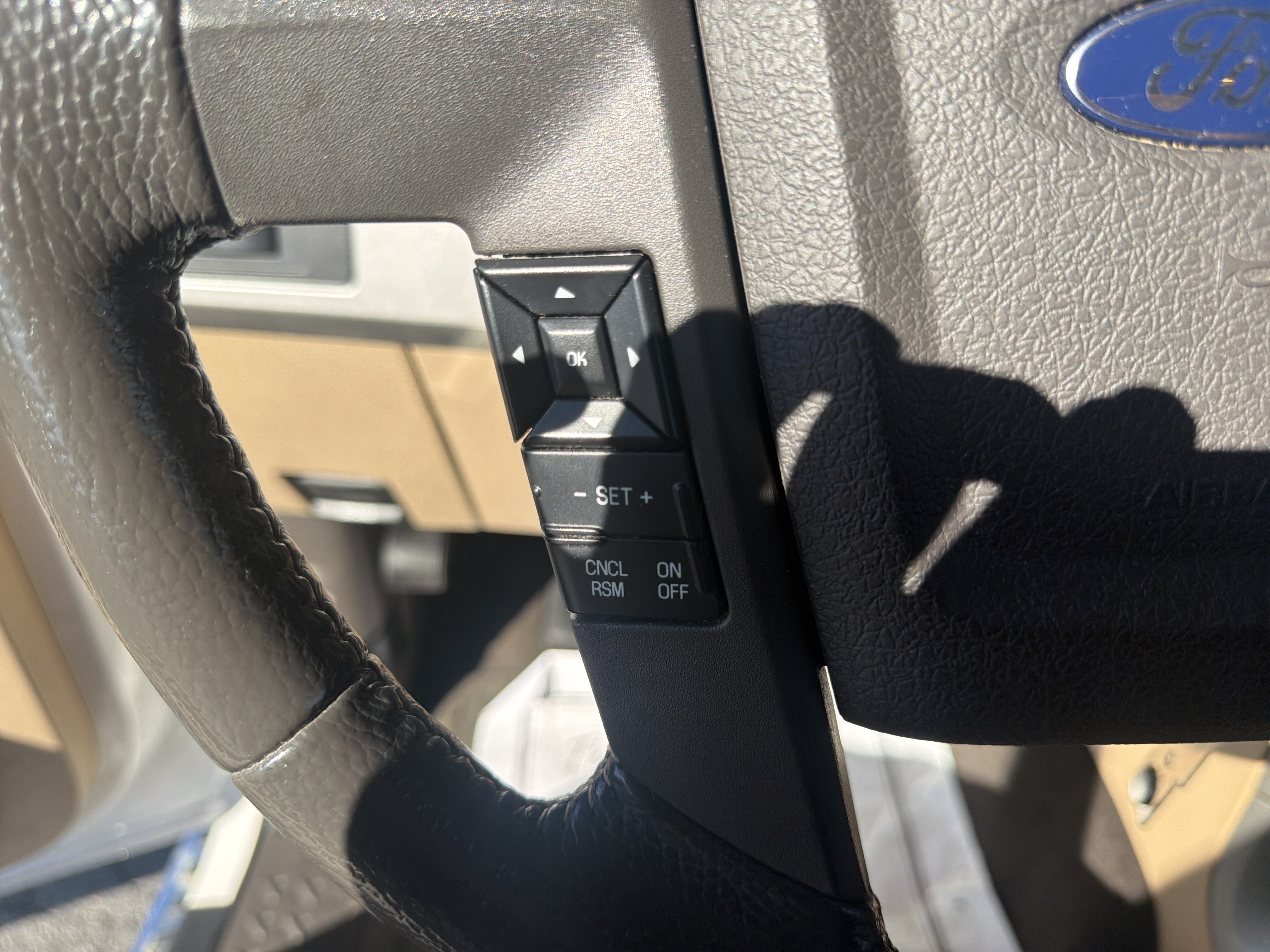 Used 2011 Ford F150 Lariat w/ Lariat Chrome Pkg AWD/4WD image 18