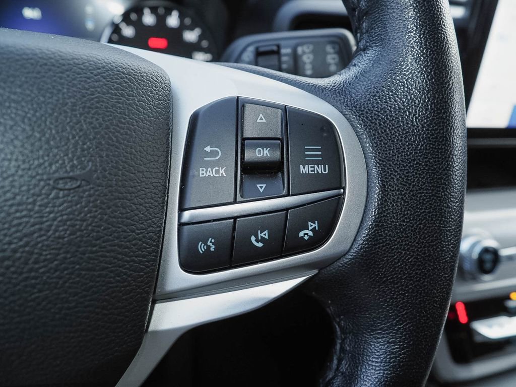 Used 2023 Ford Explorer XLT image 35