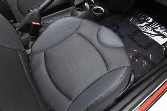 Used 2010 MINI Cooper S image 26