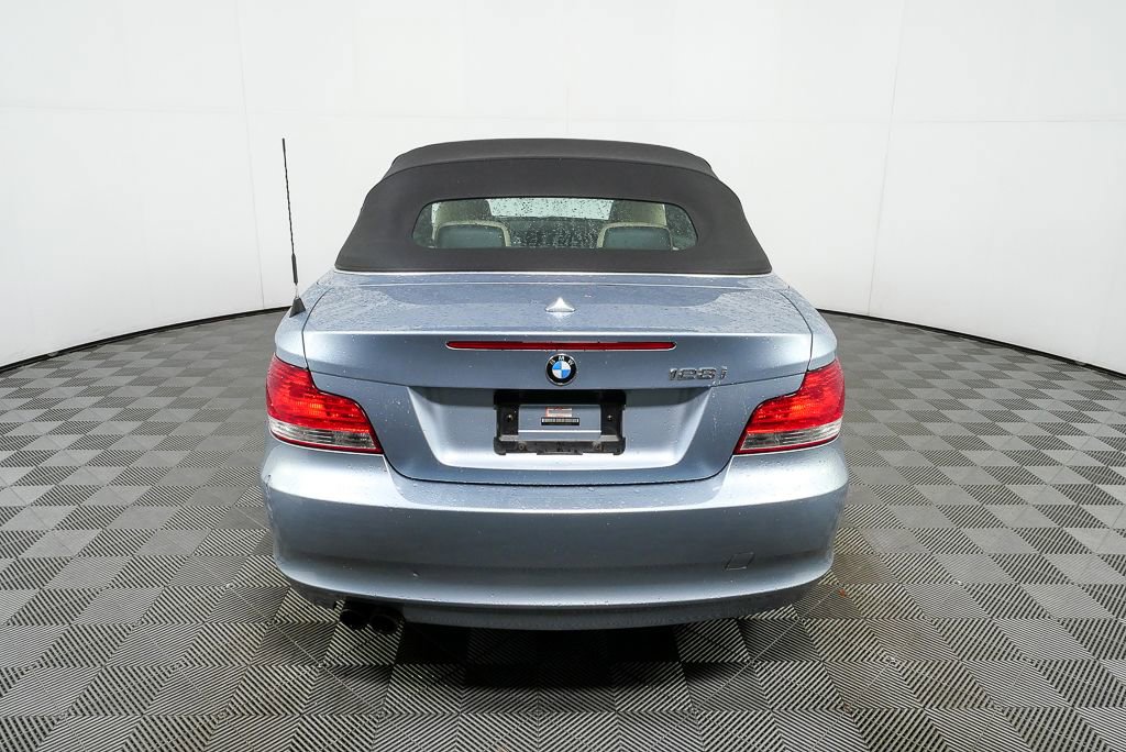 Used 2011 BMW 128i Convertible image 25