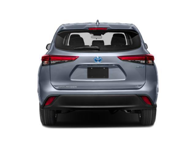 Used 2021 Toyota Highlander LE AWD/4WD image 5