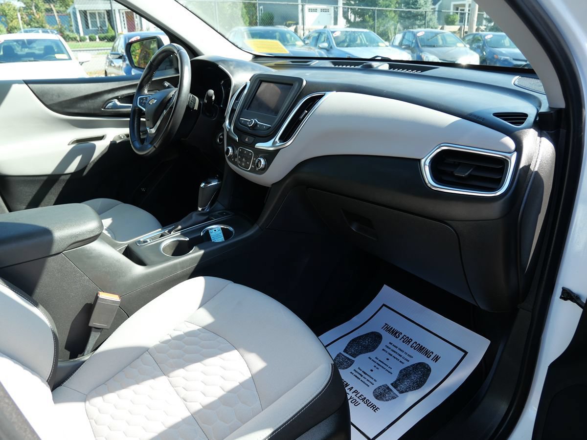 Used 2021 Chevrolet Equinox LT AWD/4WD image 18