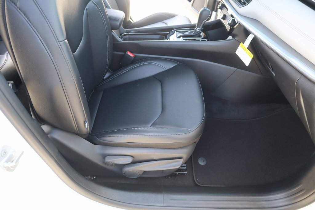 New 2026 Jeep Compass Limited image 13