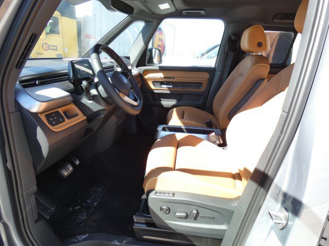 New 2025 Volkswagen ID. Buzz Pro S RWD image 8