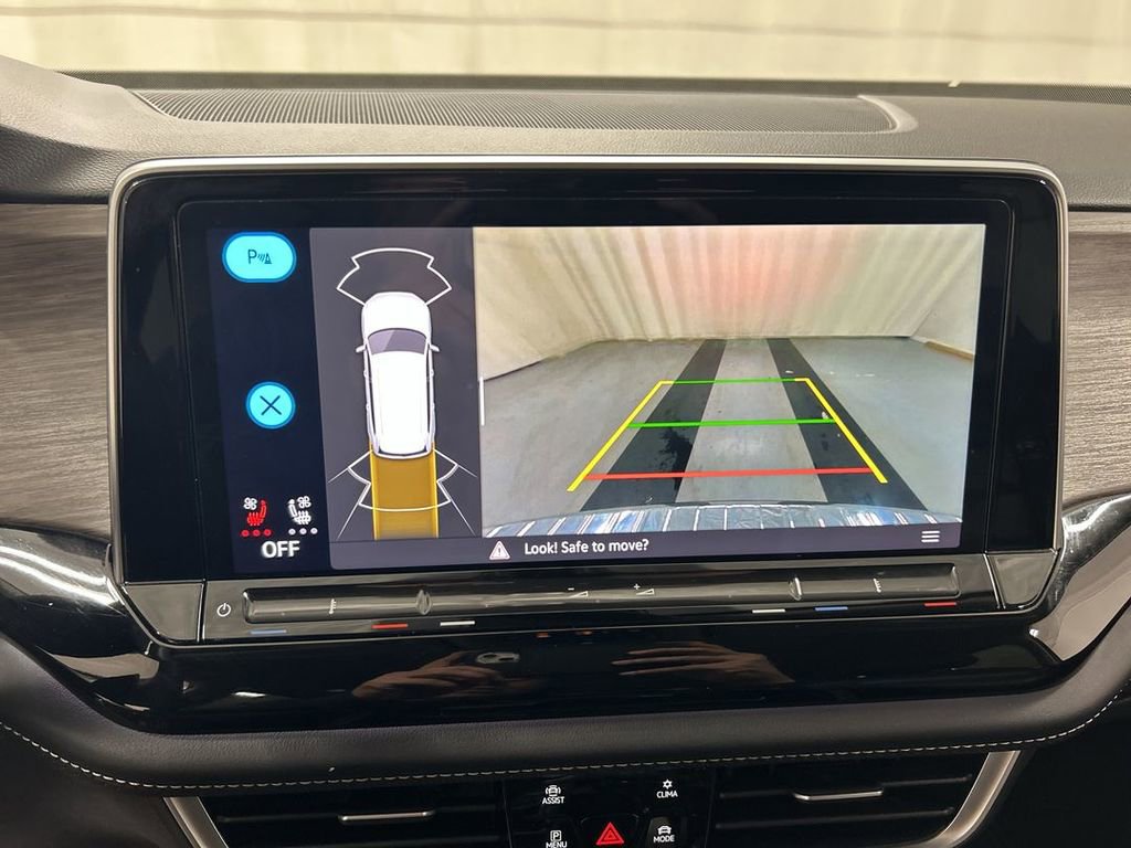 Certified 2024 Volkswagen Atlas SEL image 15