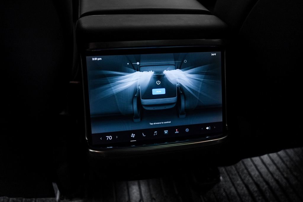 Used 2023 Tesla Model S image 41