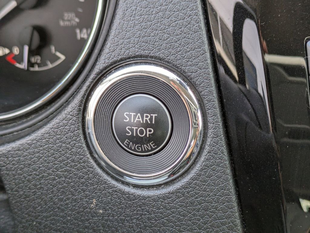 Used 2021 Nissan Rogue Sport SL image 29