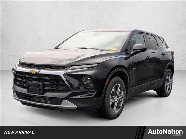 Used 2025 Chevrolet Blazer LT AWD/4WD image 1