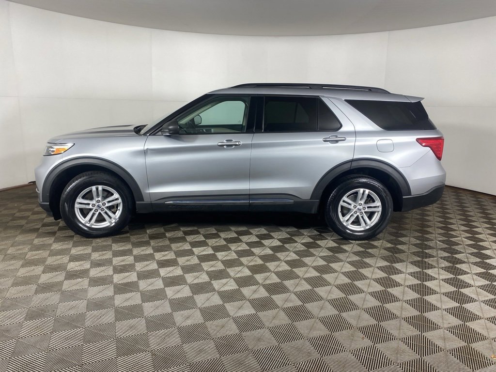 Used 2022 Ford Explorer XLT image 19