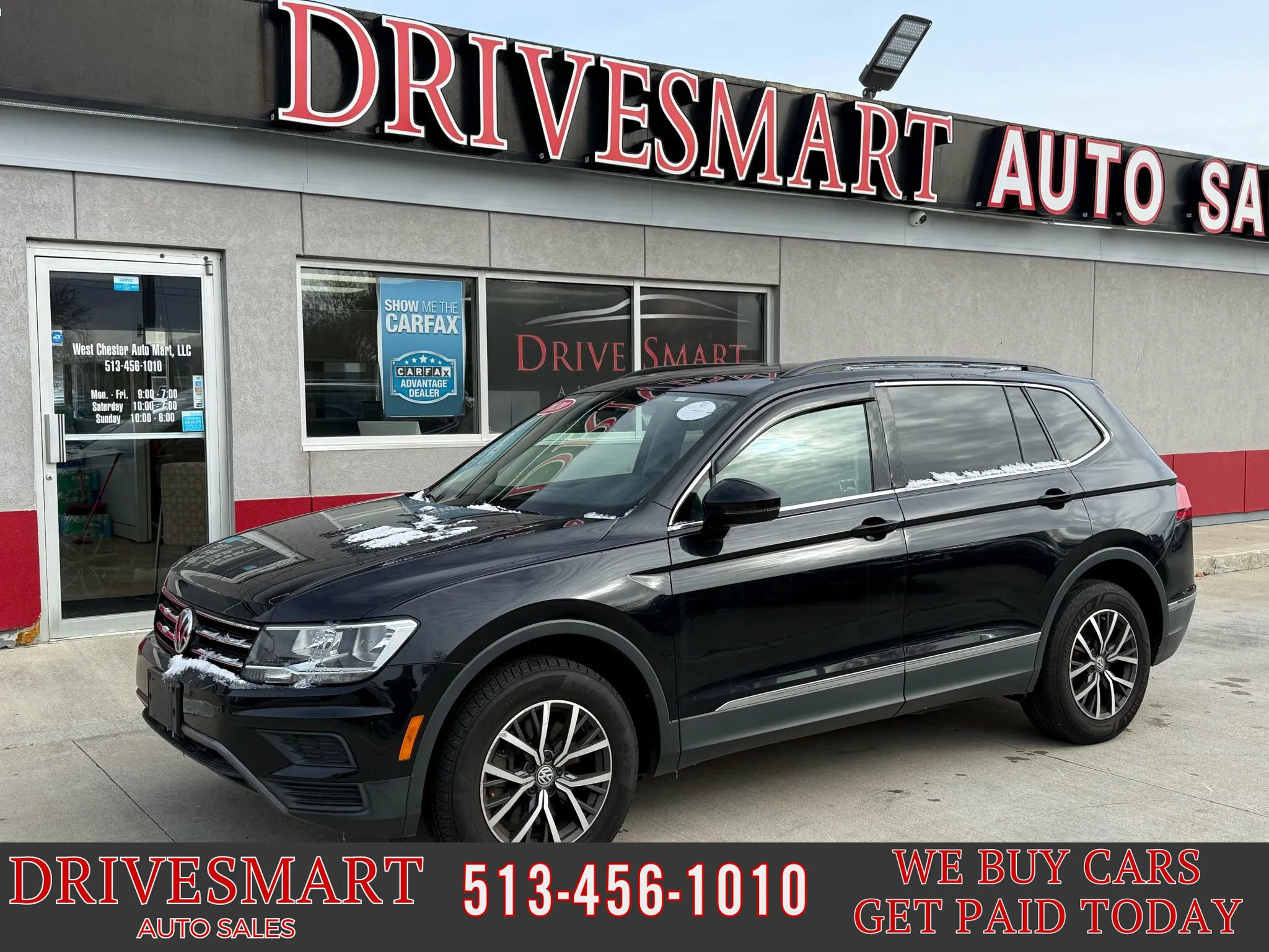 Used 2020 Volkswagen Tiguan SE w/ Panoramic Sunroof Package