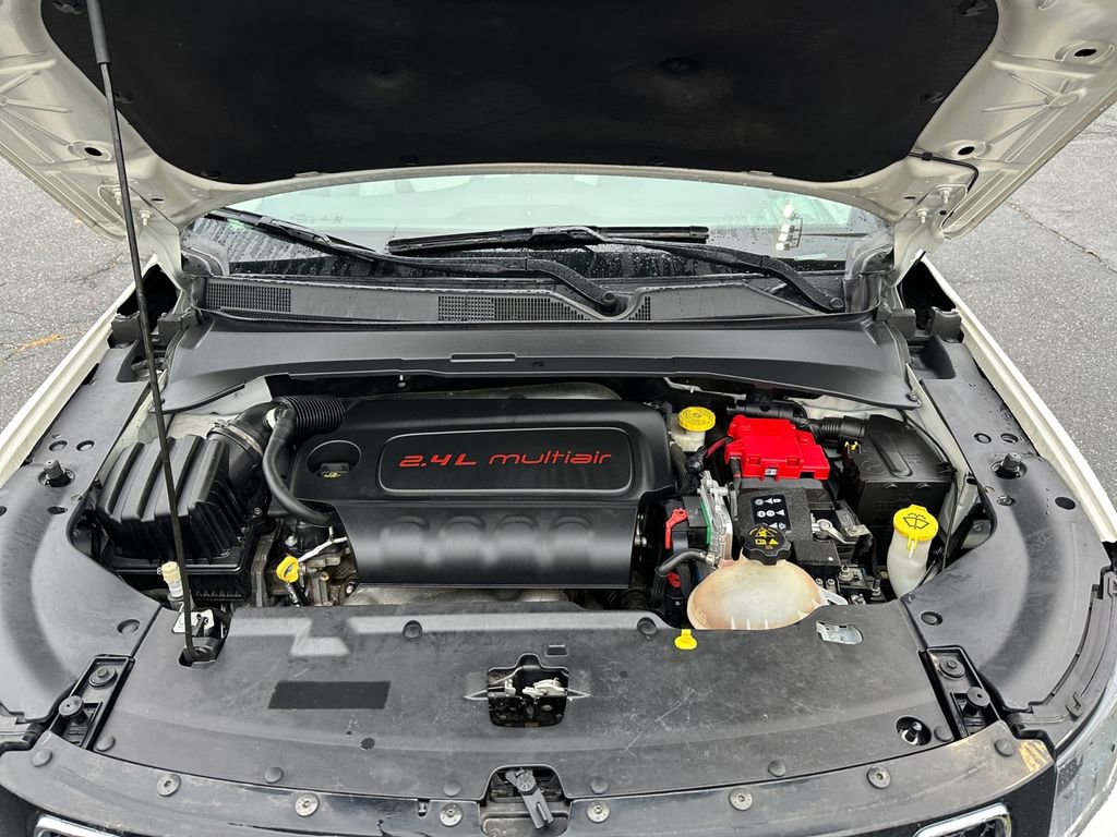 Used 2020 Jeep Compass Latitude w/ Popular Equipment Group image 25