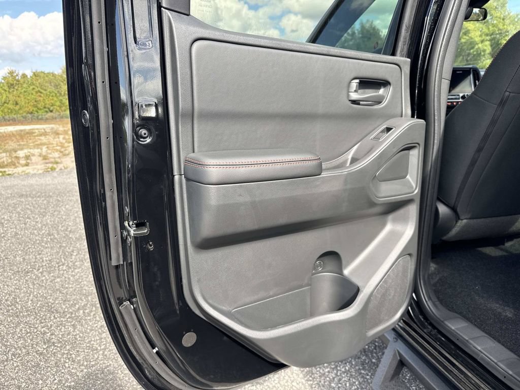 New 2026 Nissan Frontier PRO-4X w/ Pro-4x Convenience Package AWD/4WD image 12