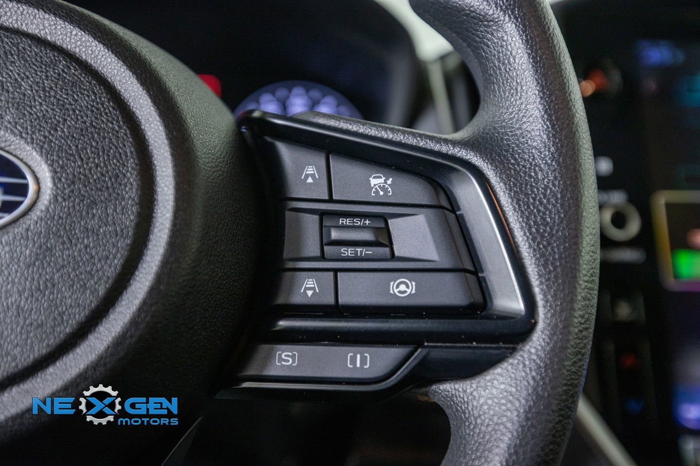 Used 2024 Subaru Crosstrek 2.0i Premium AWD/4WD image 15